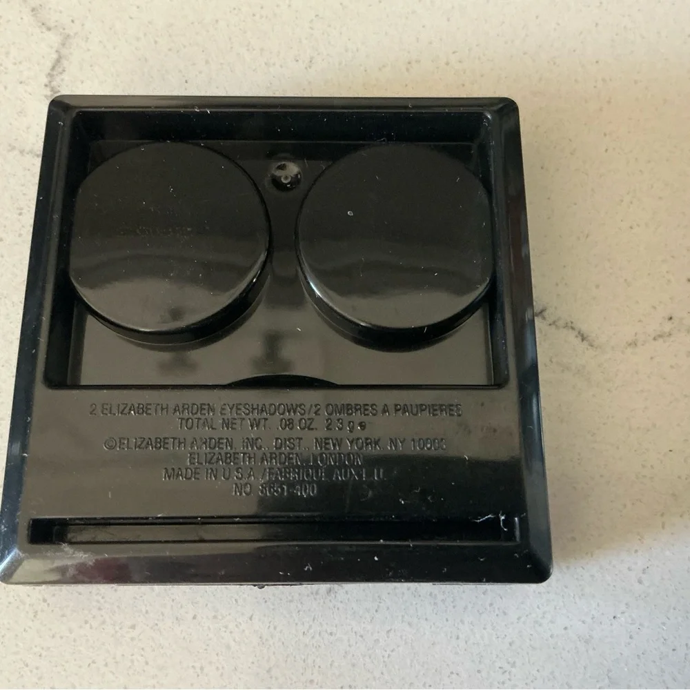 Elizabeth Arden eyeshadow duo .08 oz